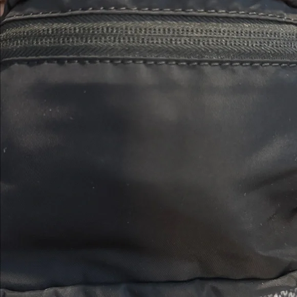 NWOT Lululemon athletica Black Belt Bag - Picture 15 of 16